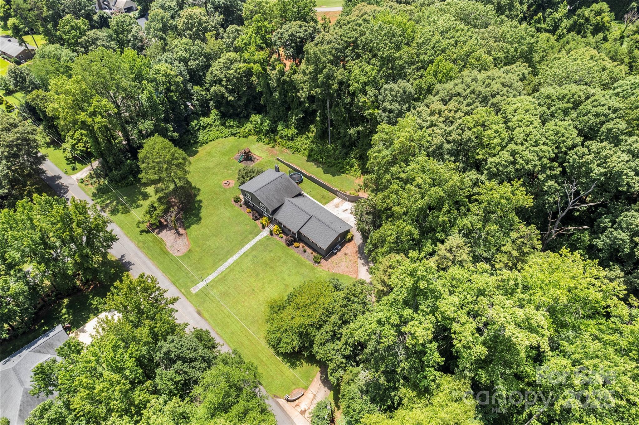 106 Brookmeade Drive