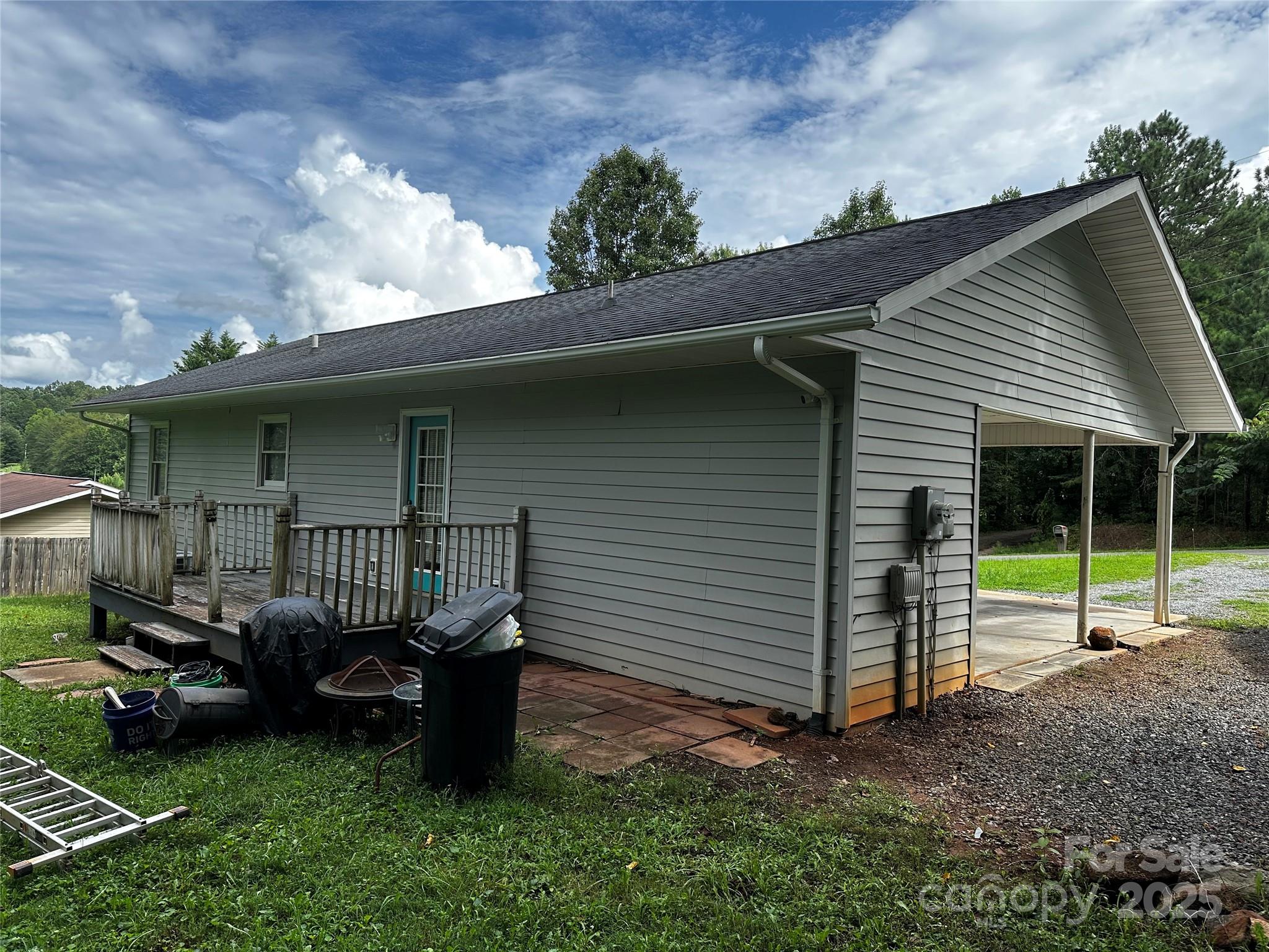 2462 Ridgecreek Drive