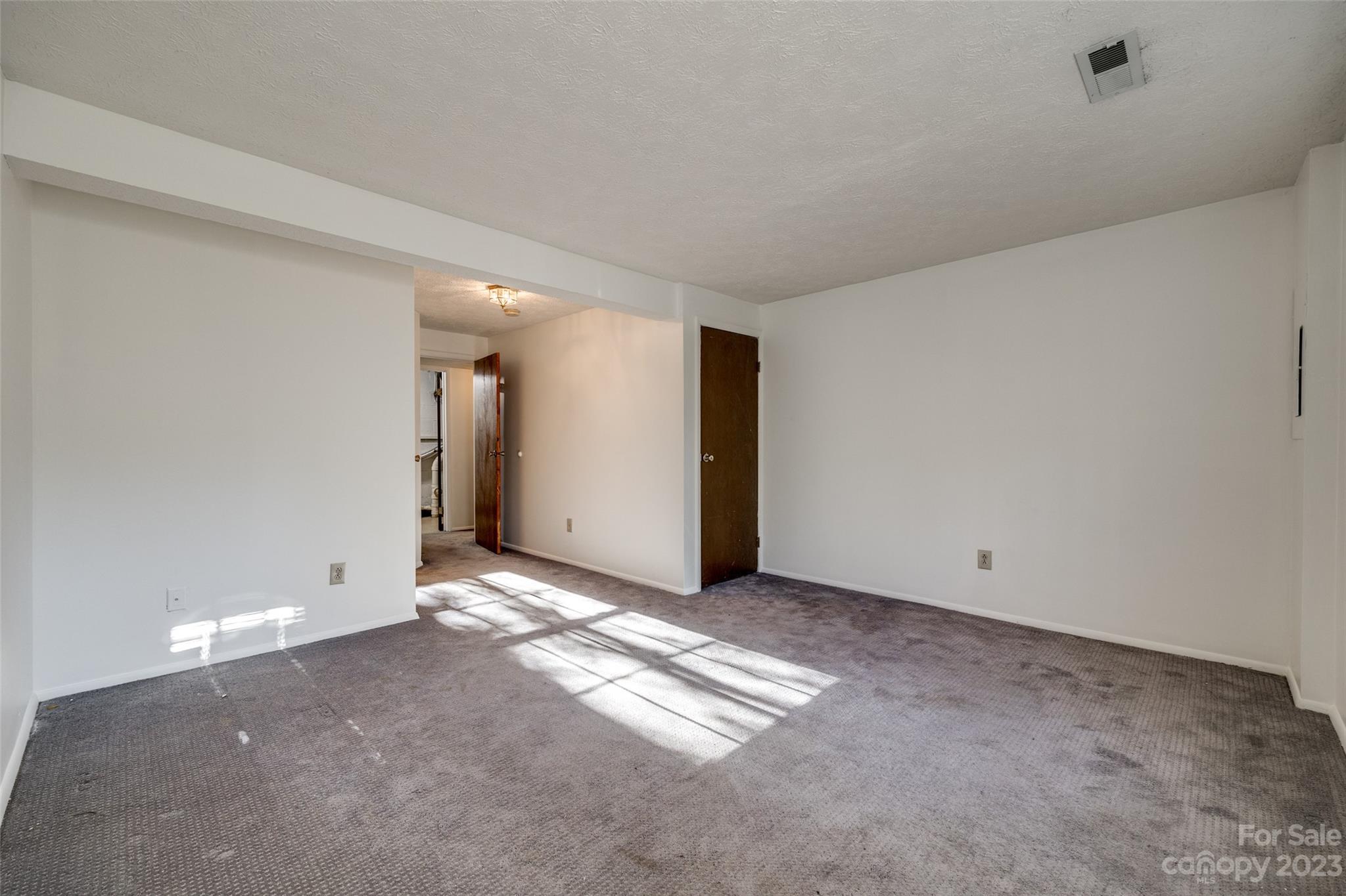 Colonial Village - Residential