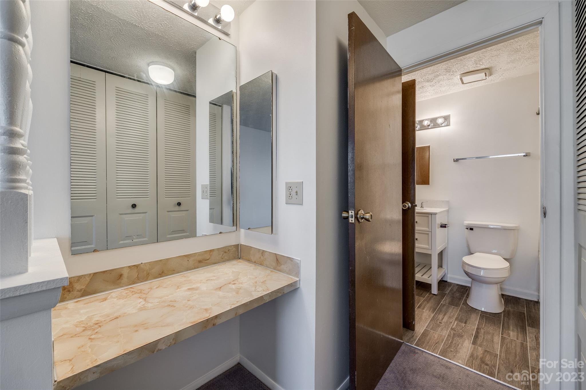 Colonial Village - Residential