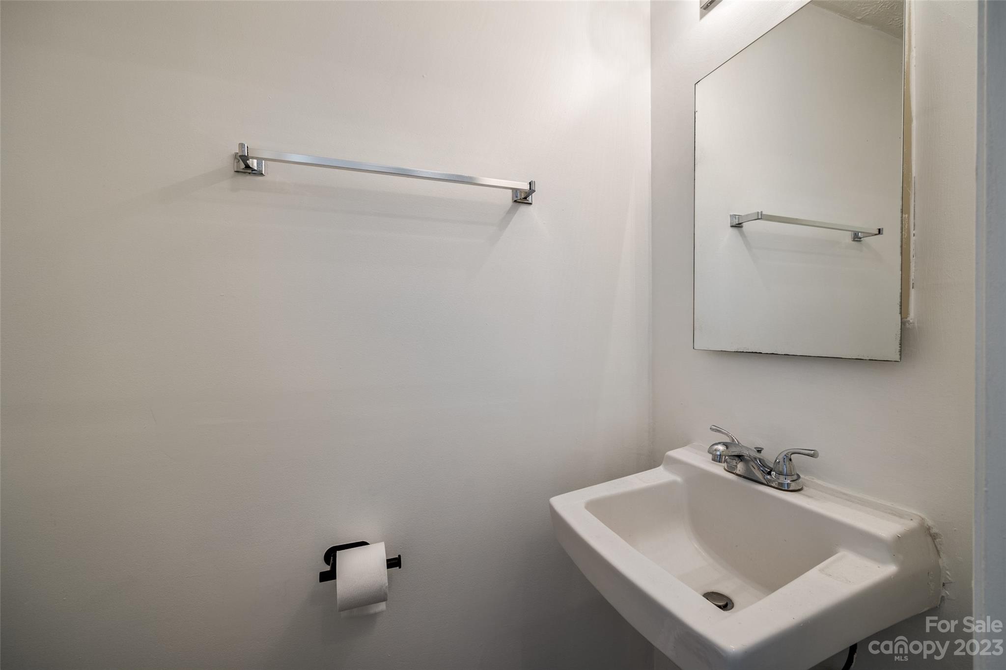 Colonial Village - Residential