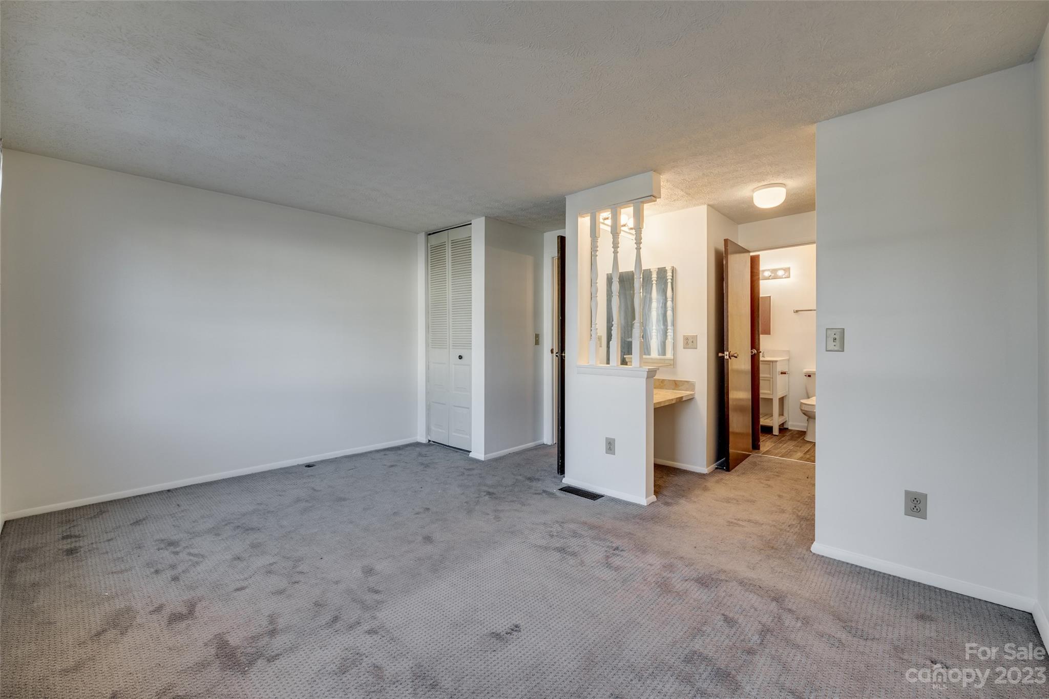 Colonial Village - Residential