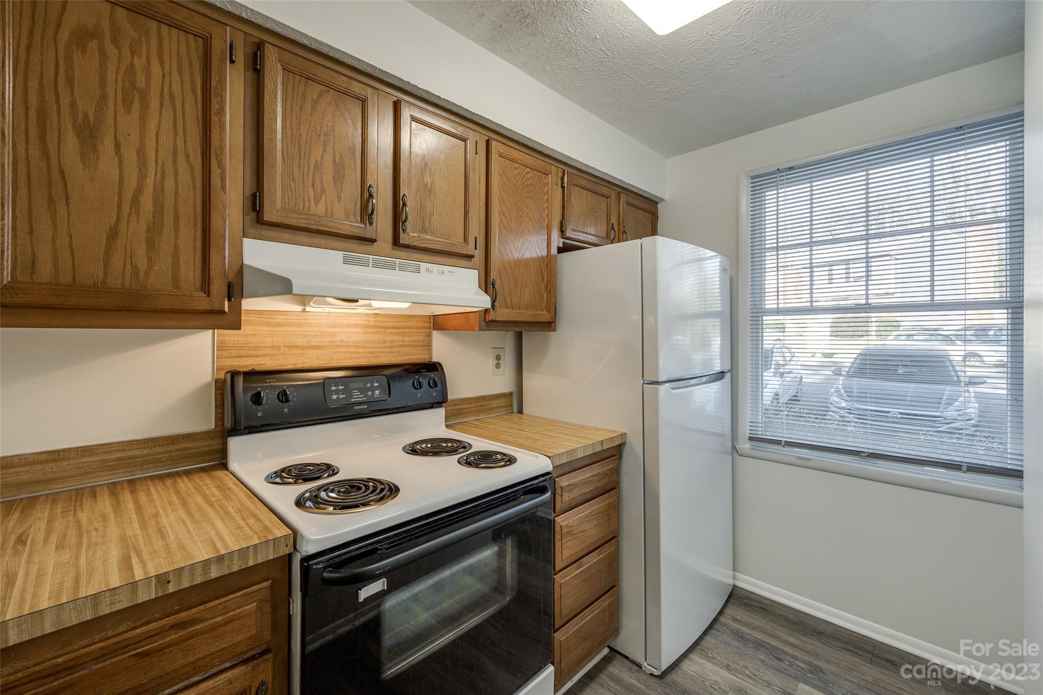 Colonial Village - Residential