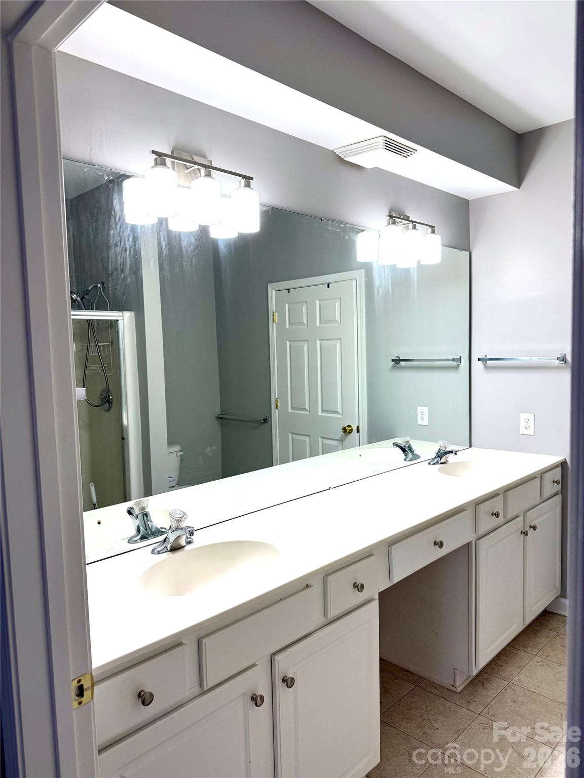 Belle Vista - Residential