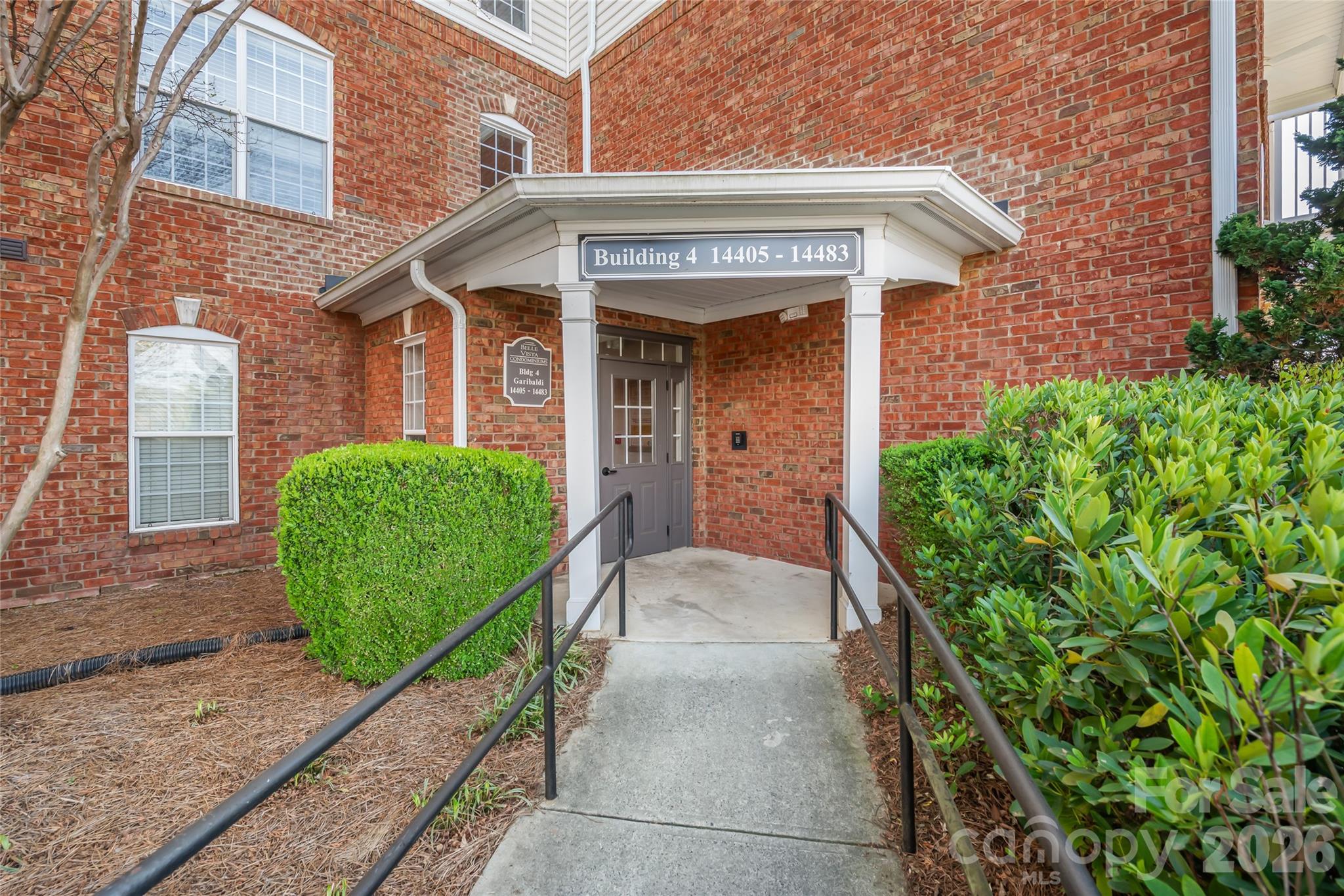 Belle Vista - Residential