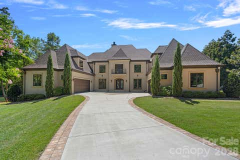 Photo of 101 Wellfleet Lane, Mooresville, NC 28117 (MLS # 4401124)