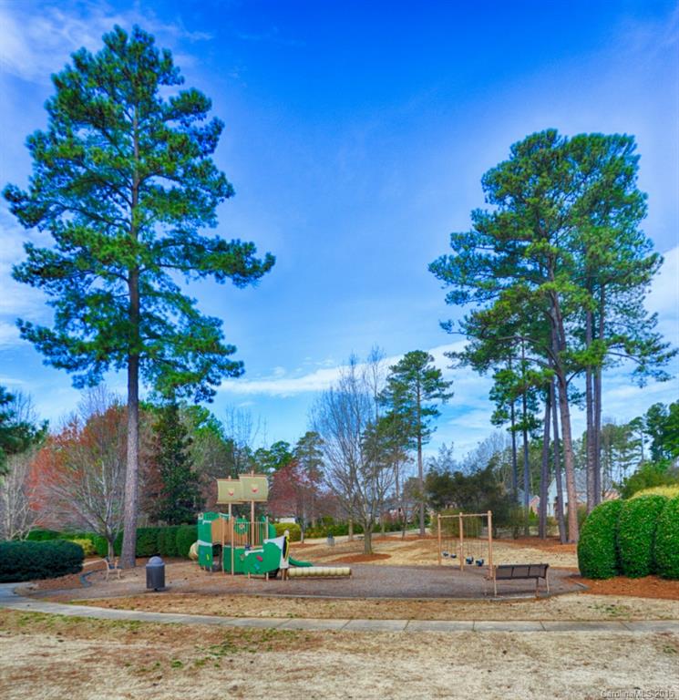 The Peninsula - Residential