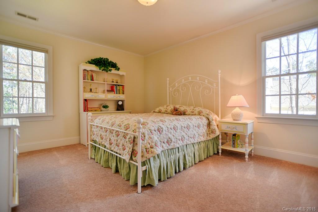 The Peninsula - Residential