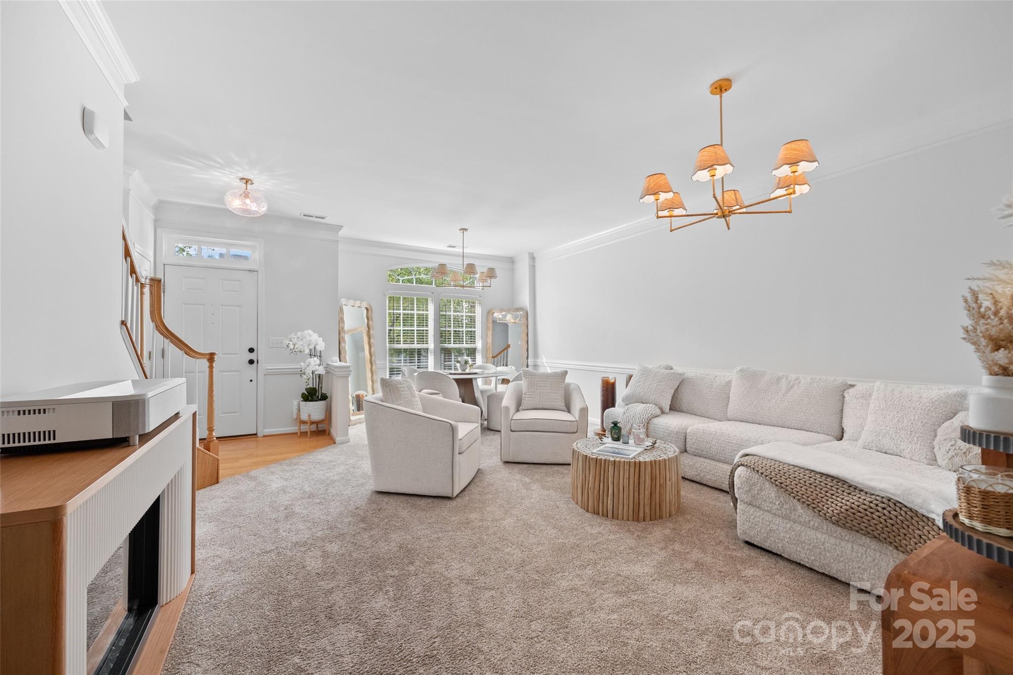 14569 Greenpoint Lane