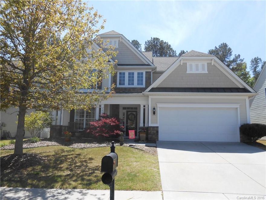 $1,000 buyer agent bonus with acceptable offer if closed before July 31, 2016. Make this beautiful home in Indian Land your next home! 4 BRs, 3 FULL baths + a LRG bonus room will meet all your needs. Formal DR with tray ceiling + eat-in kitchen offers flexibility. Fireplace caps off the very comfortable great room. This house is move-in ready w/ hardwoods, ceramic tile and berber. VERY large closets throughout house. Refrigerator in garage conveys. 2-10 Home Warranty included!!