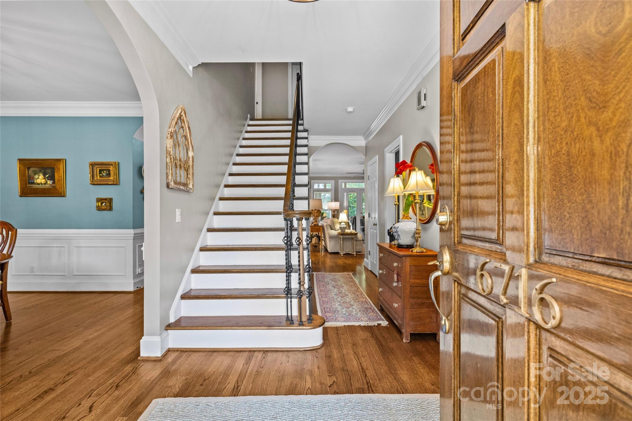 6716 Southby Court