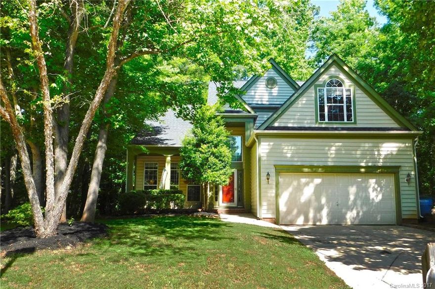 Beautiful home on cul-de-sac in desired neighborhood. Open floor plan with spacious eat in kitchen. Fireplace in family room, formal living and dining. Private wooded yard, great for entertaining. Shed for extra storage. Fort Mill School district, low SC taxes. Move in ready! Will not last!