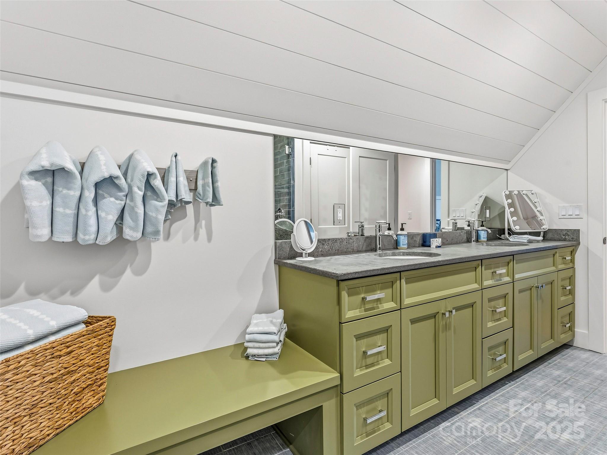 Lake Toxaway Estates - Residential