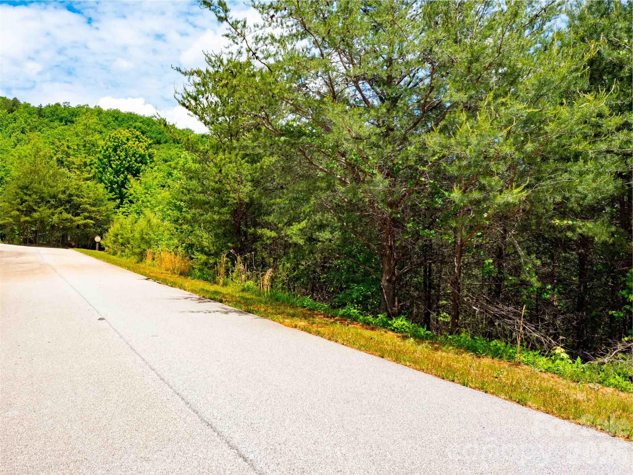 Brights Creek - Land