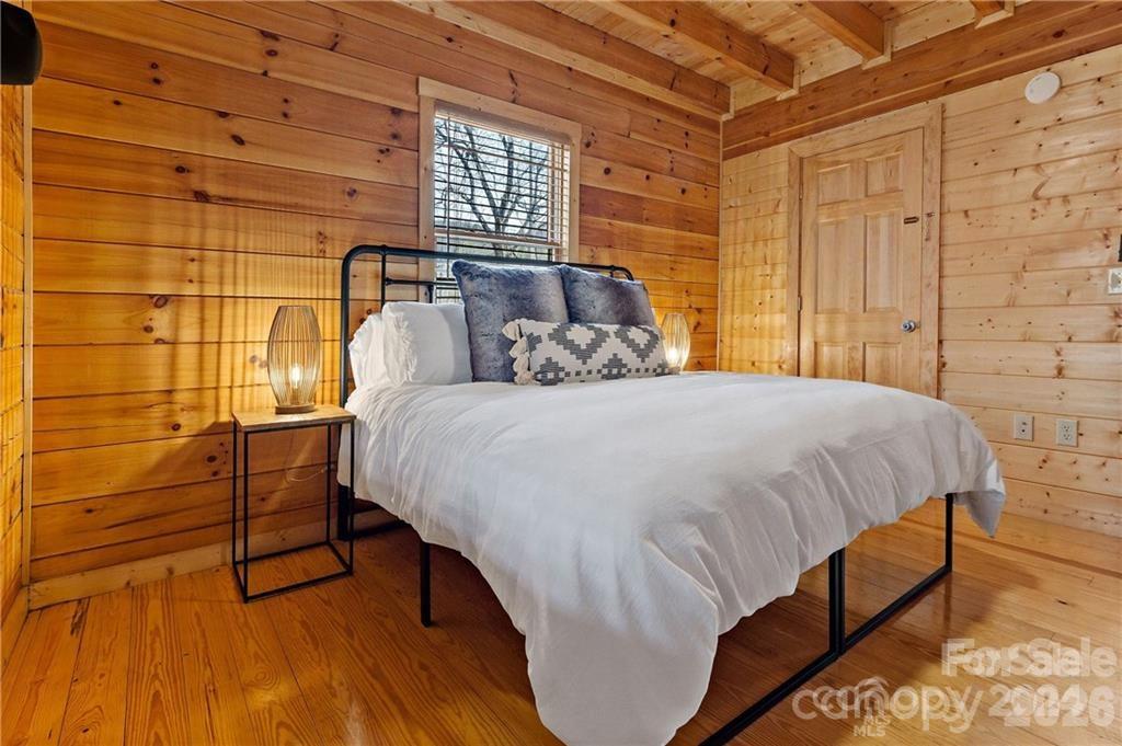 Gateway Mountain - Residential