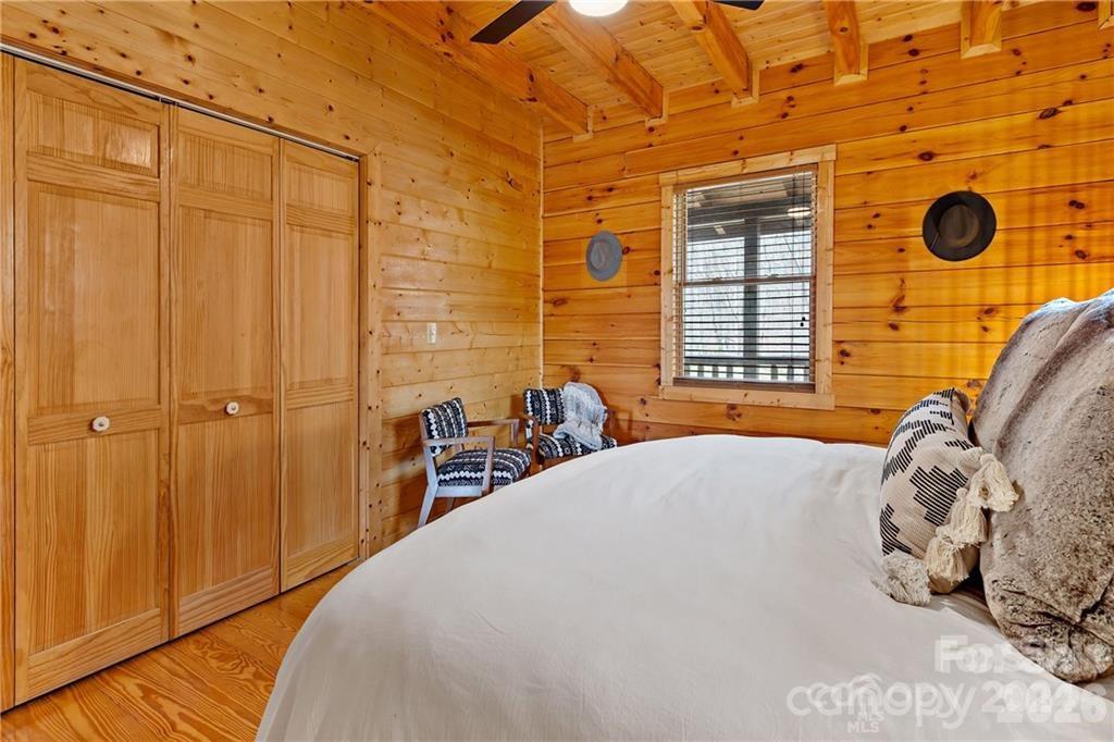 Gateway Mountain - Residential