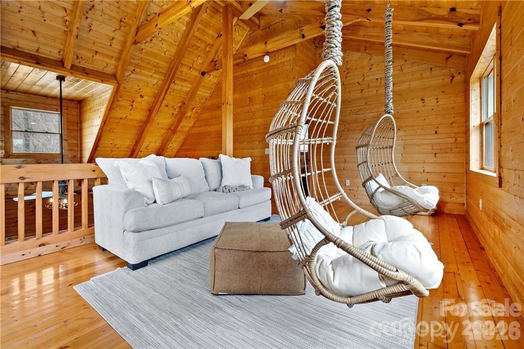 Gateway Mountain - Residential