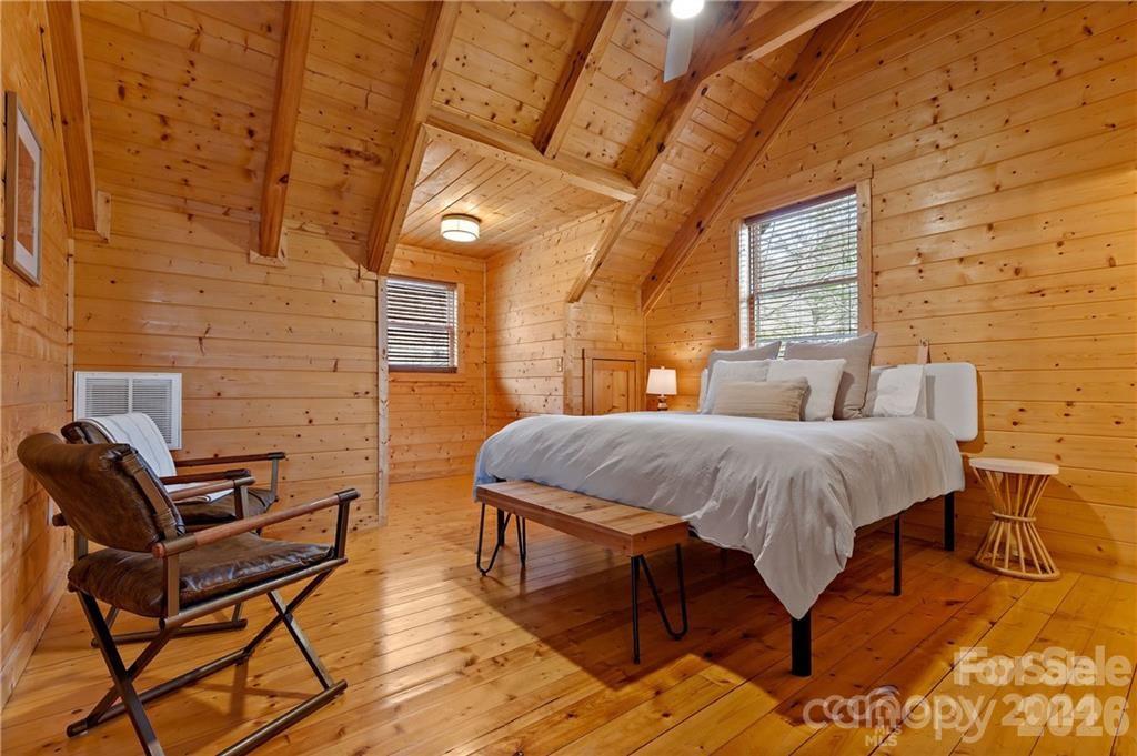 Gateway Mountain - Residential