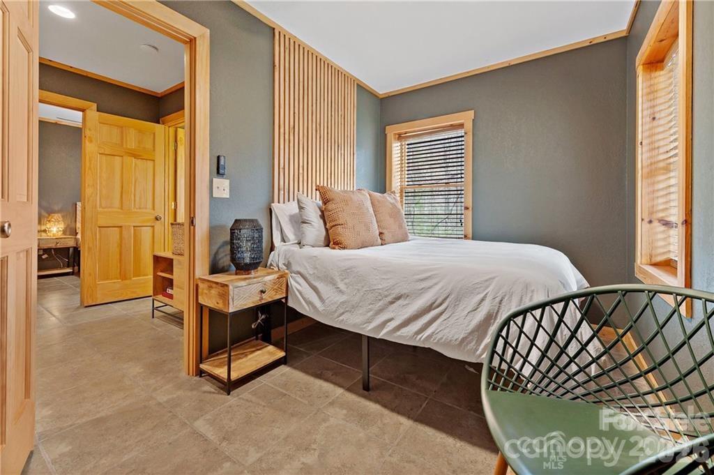 Gateway Mountain - Residential