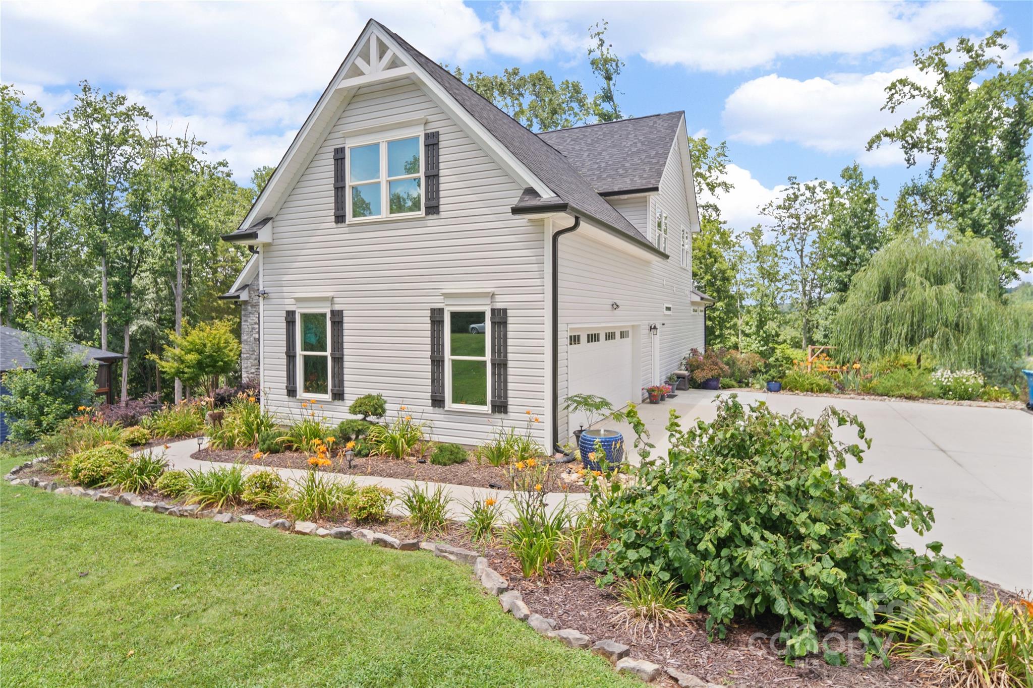 5870 Wood Duck Way