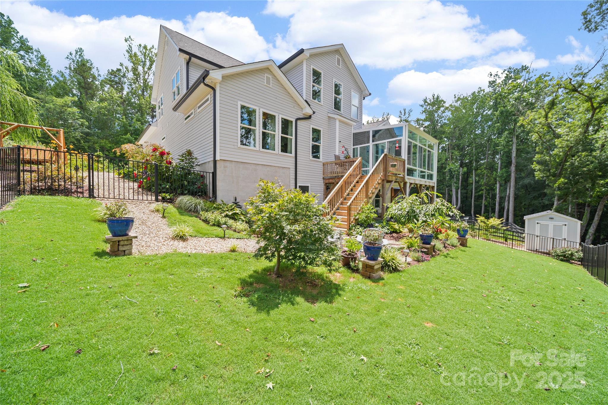 5870 Wood Duck Way