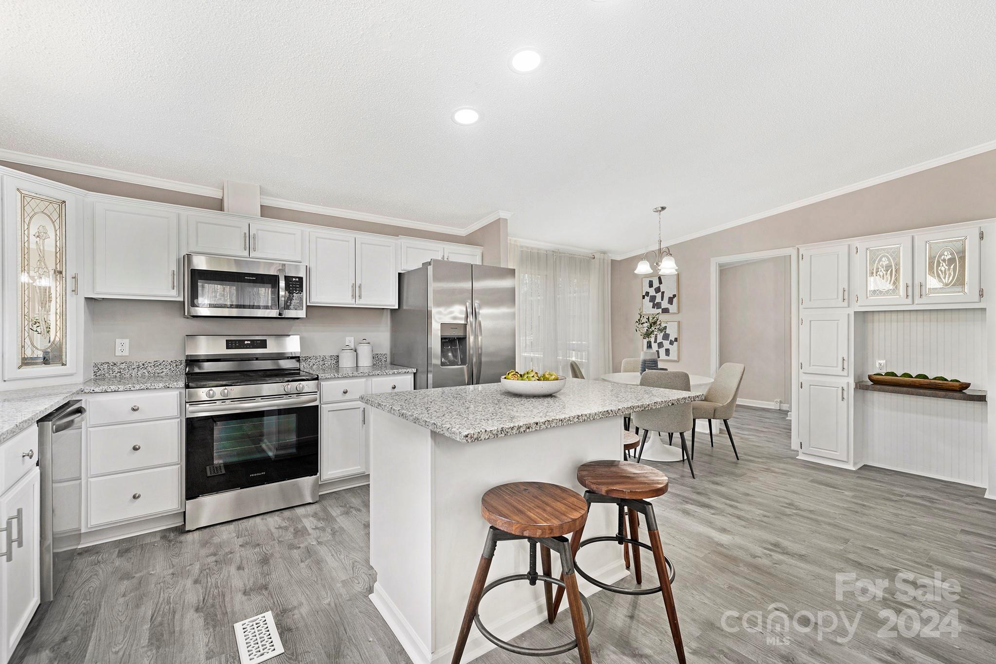 Lakemont - Residential