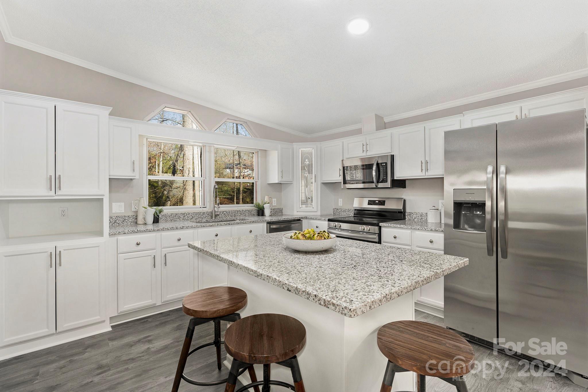 Lakemont - Residential