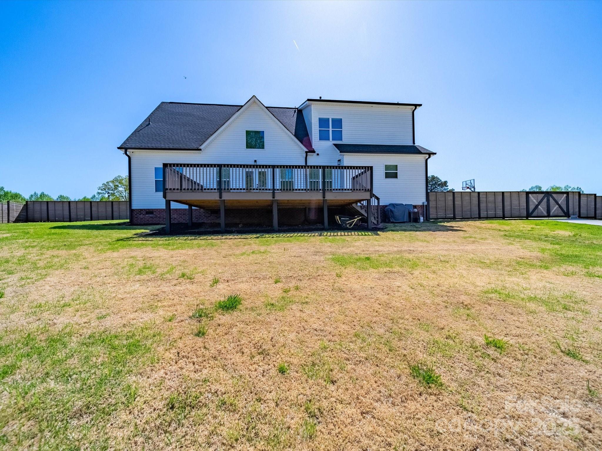 Sanders Landing - Residential