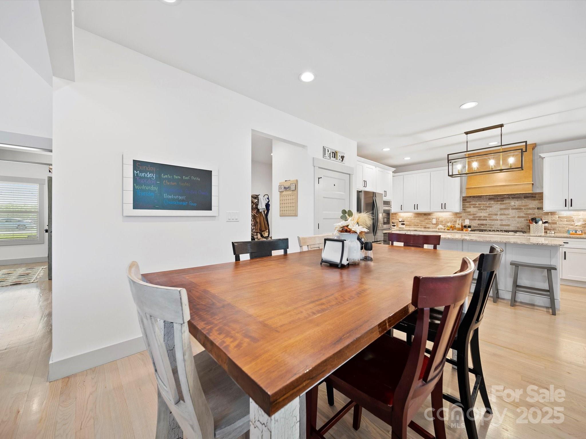 Sanders Landing - Residential