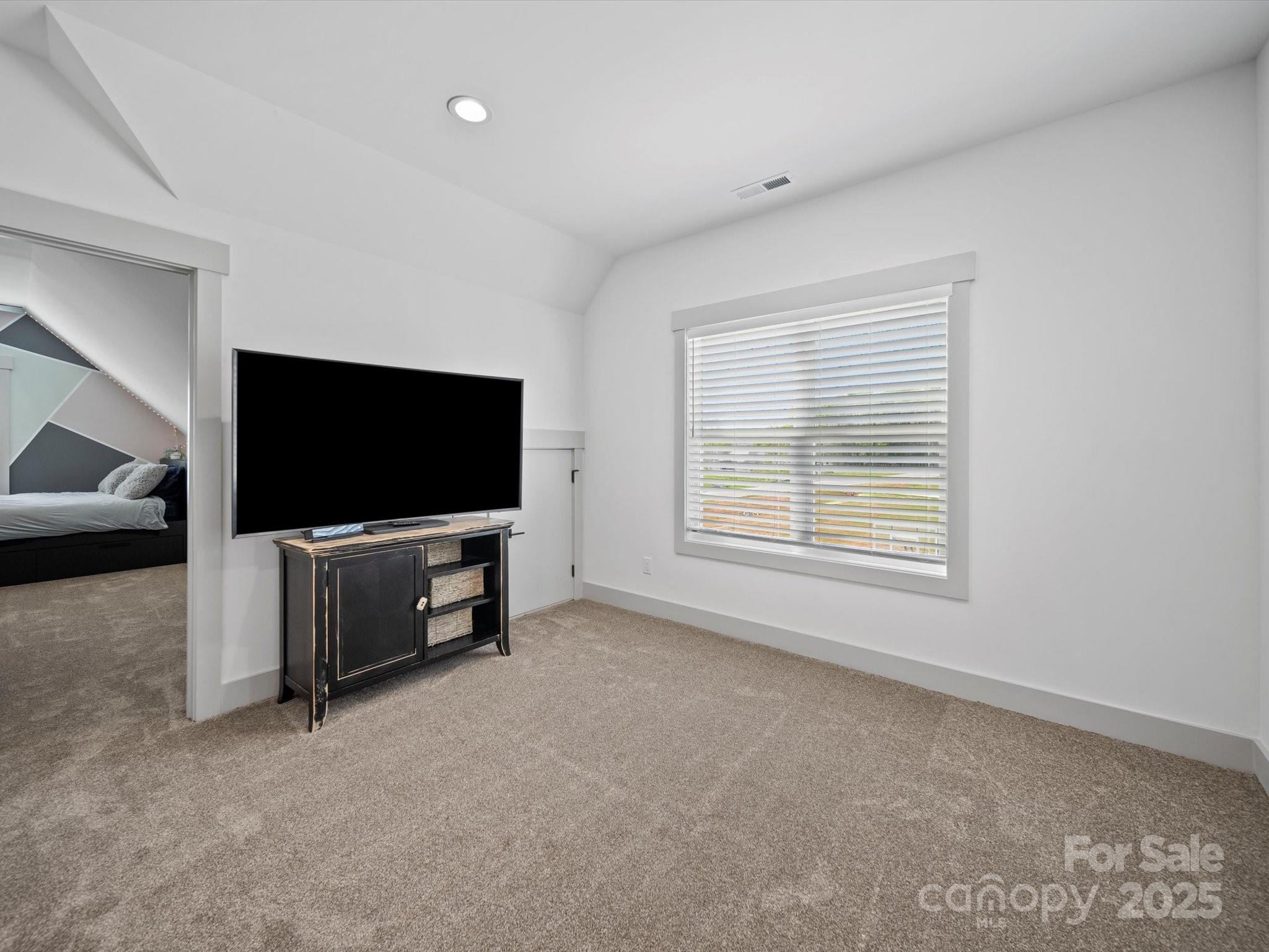 Sanders Landing - Residential