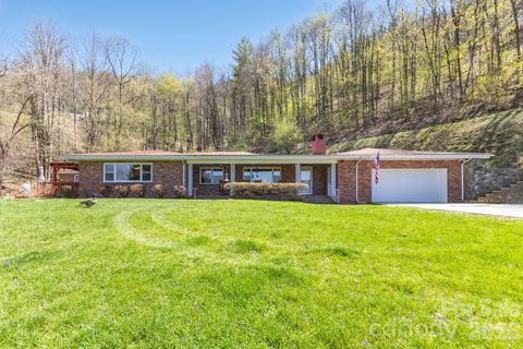 87 Rockwood Road Waynesville NC 28786