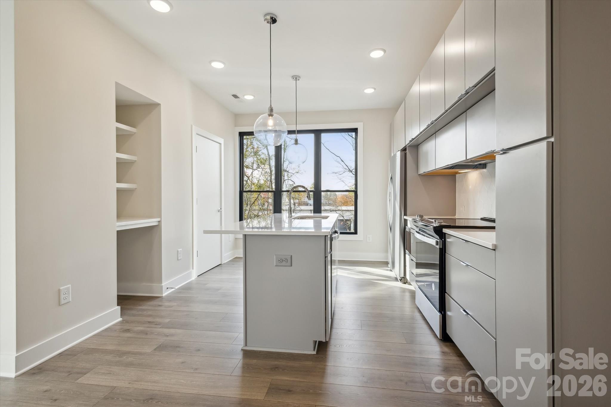 Bronson Square - Residential