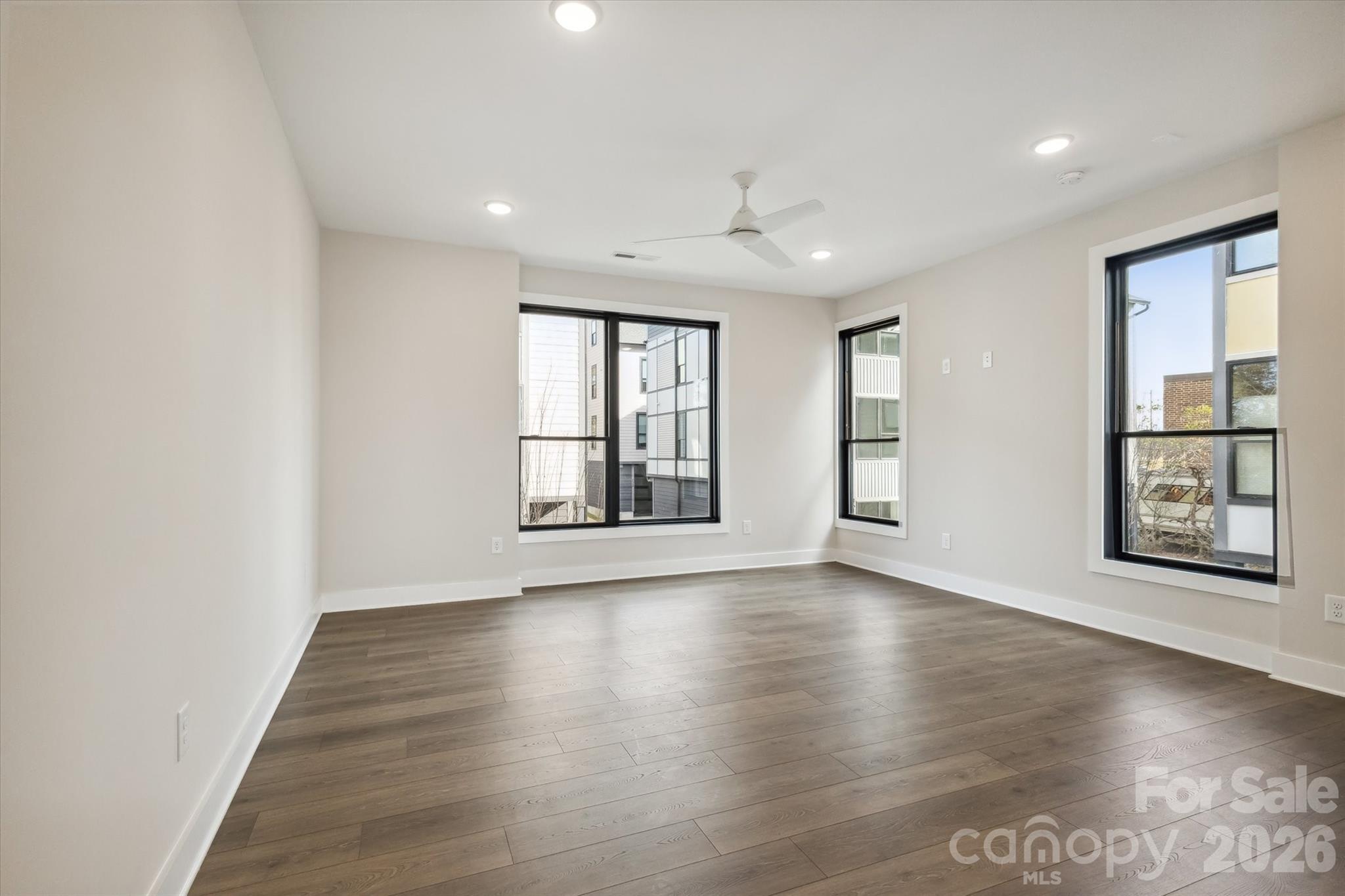 Bronson Square - Residential