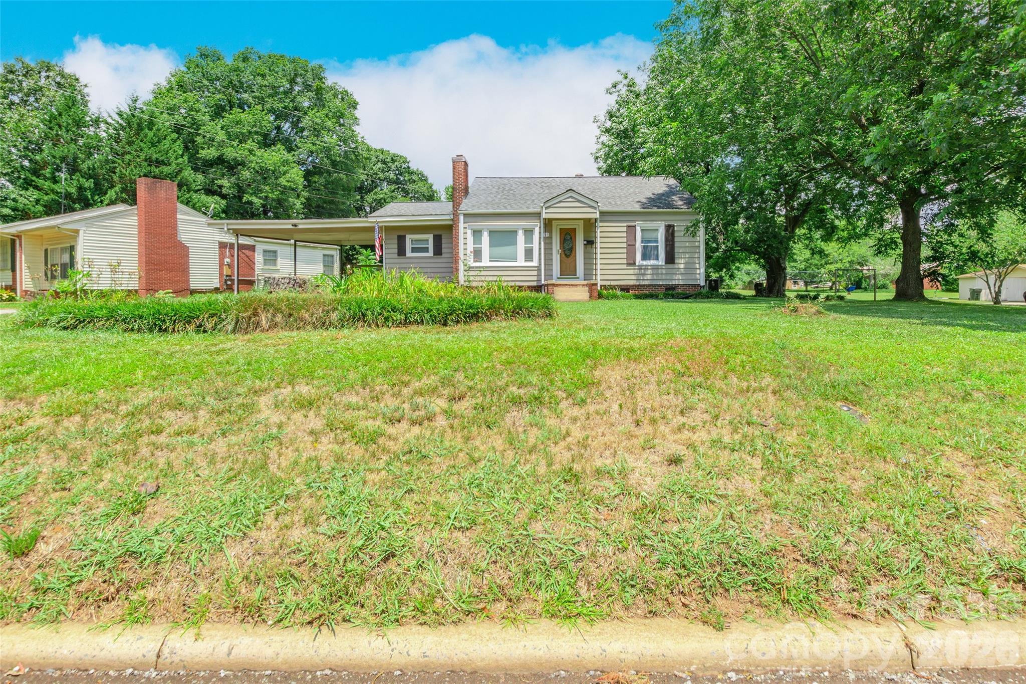 711 Linwood Road