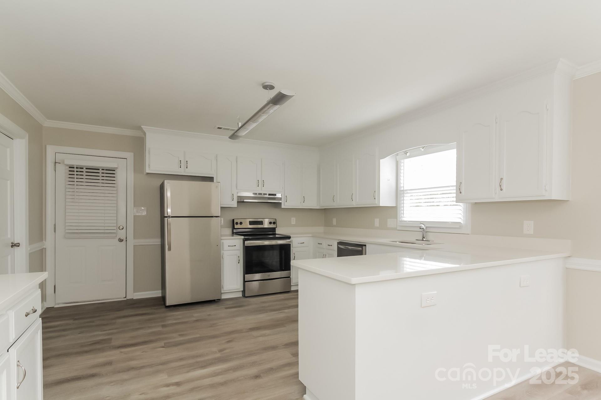 Hunters Pointe - Residential Lease