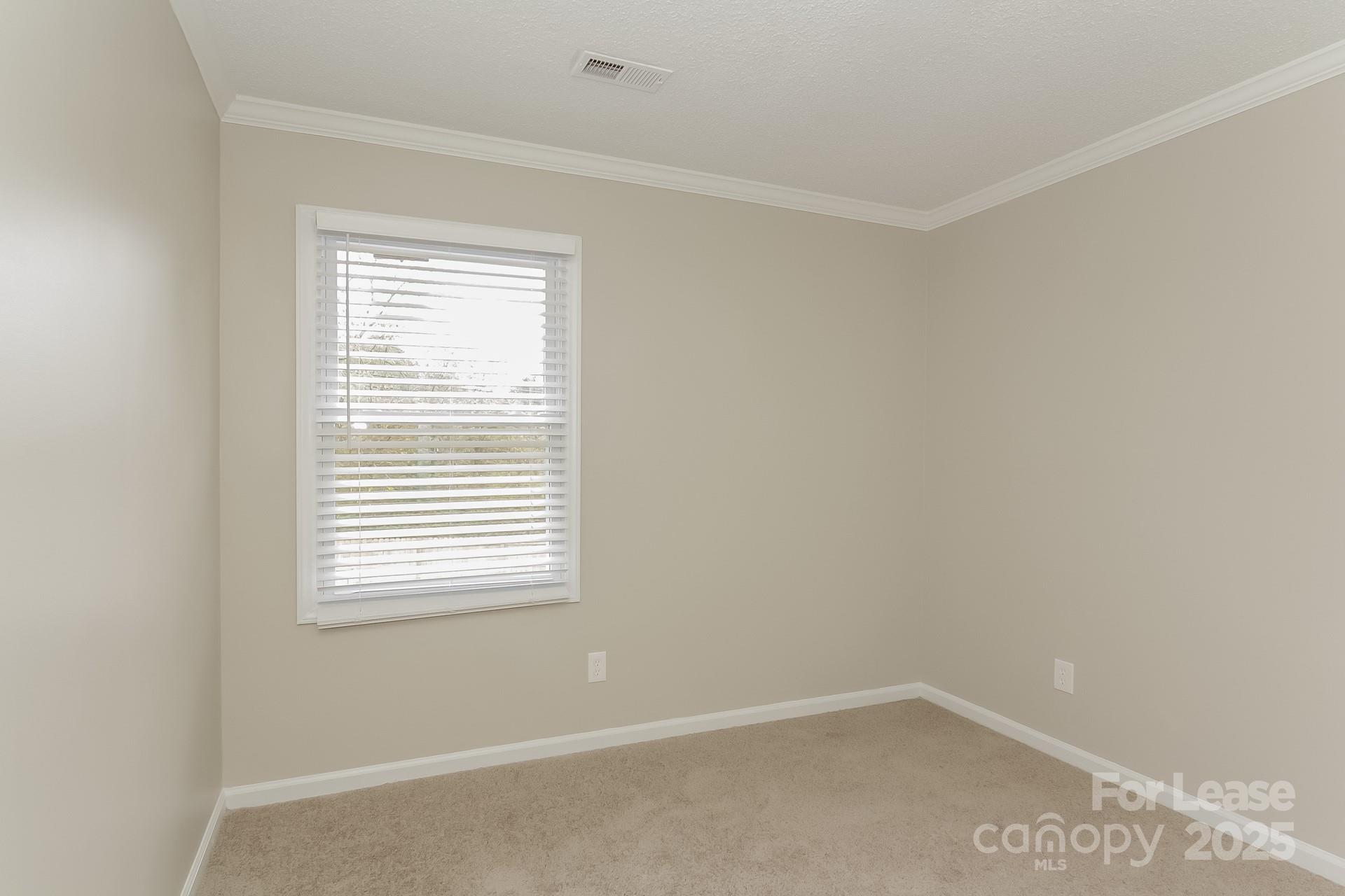 Hunters Pointe - Residential Lease