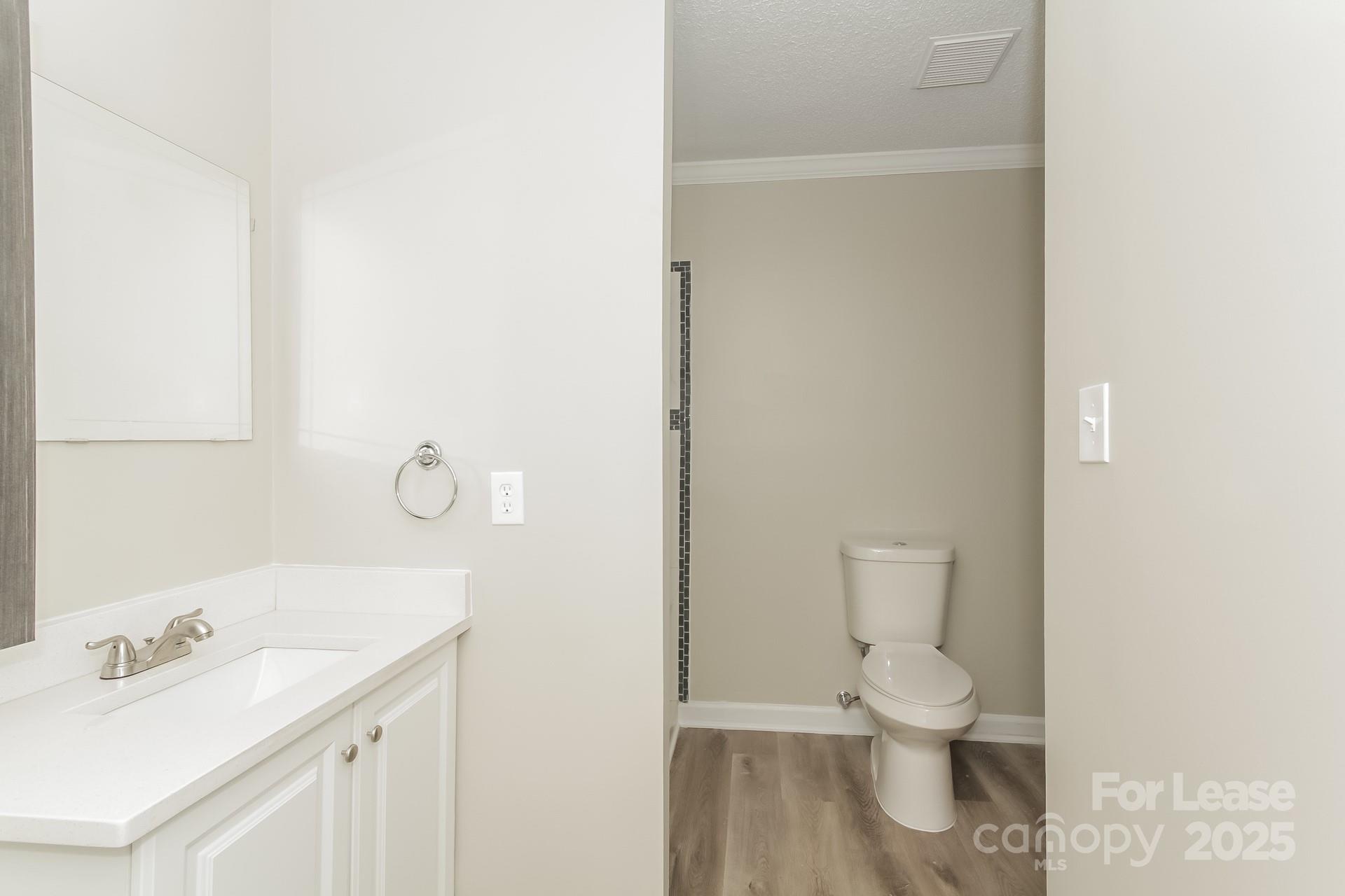 Hunters Pointe - Residential Lease