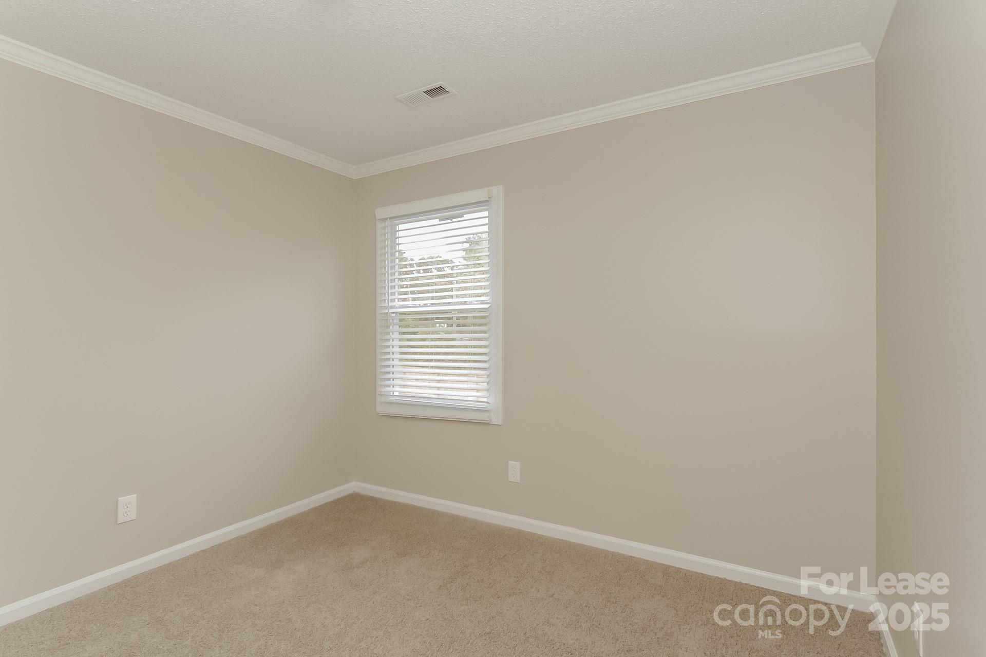 Hunters Pointe - Residential Lease