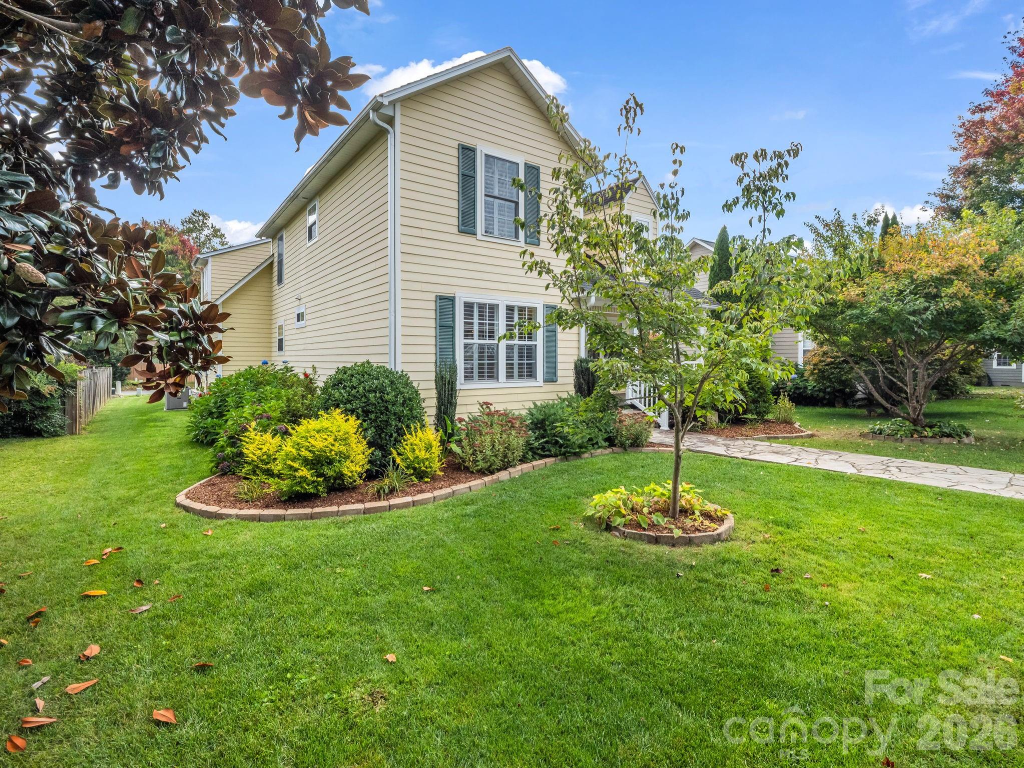 10 Cotton Creek Circle