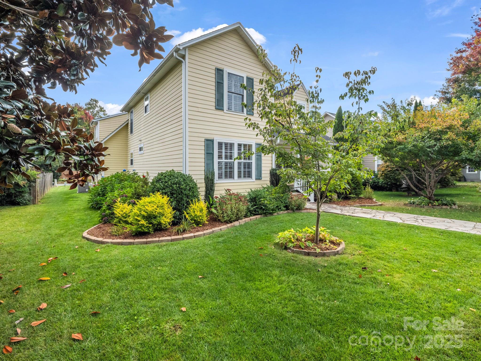 10 Cotton Creek Circle