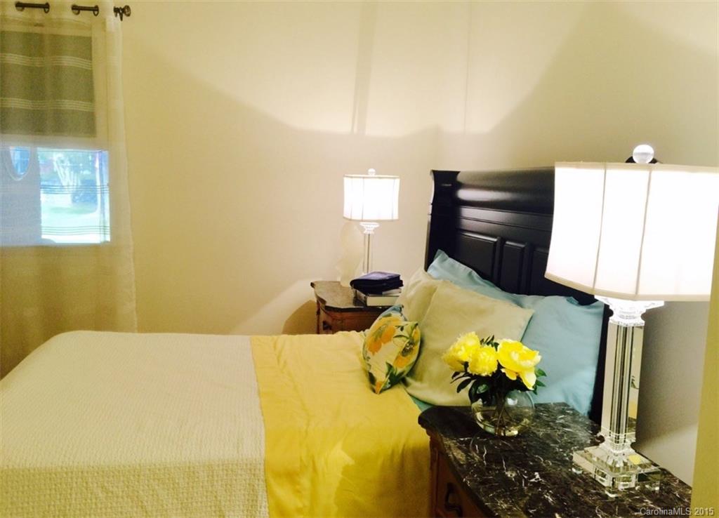 Twin Oaks - Residential