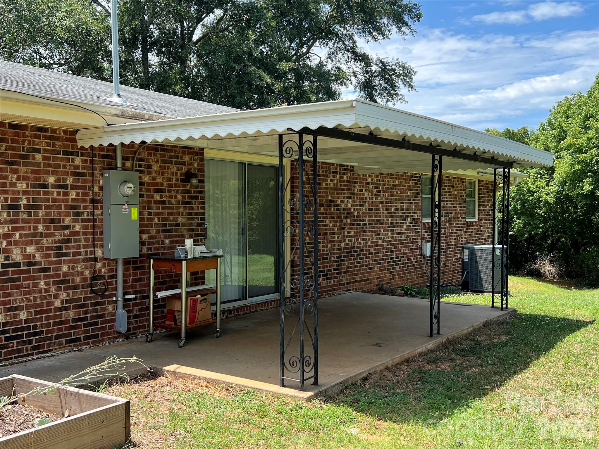 649 Pine Extension