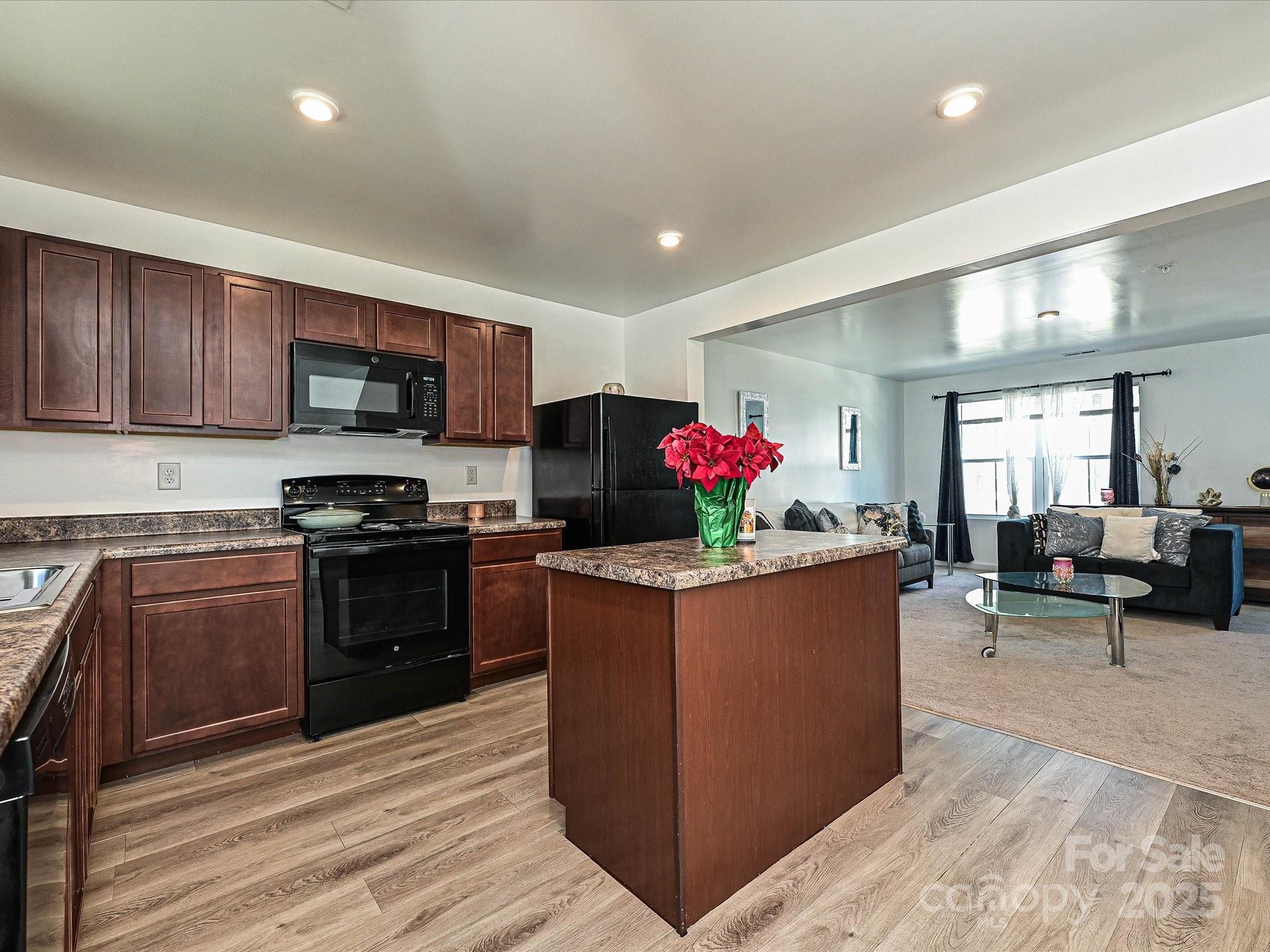 2715 Sydney Overlook Lane