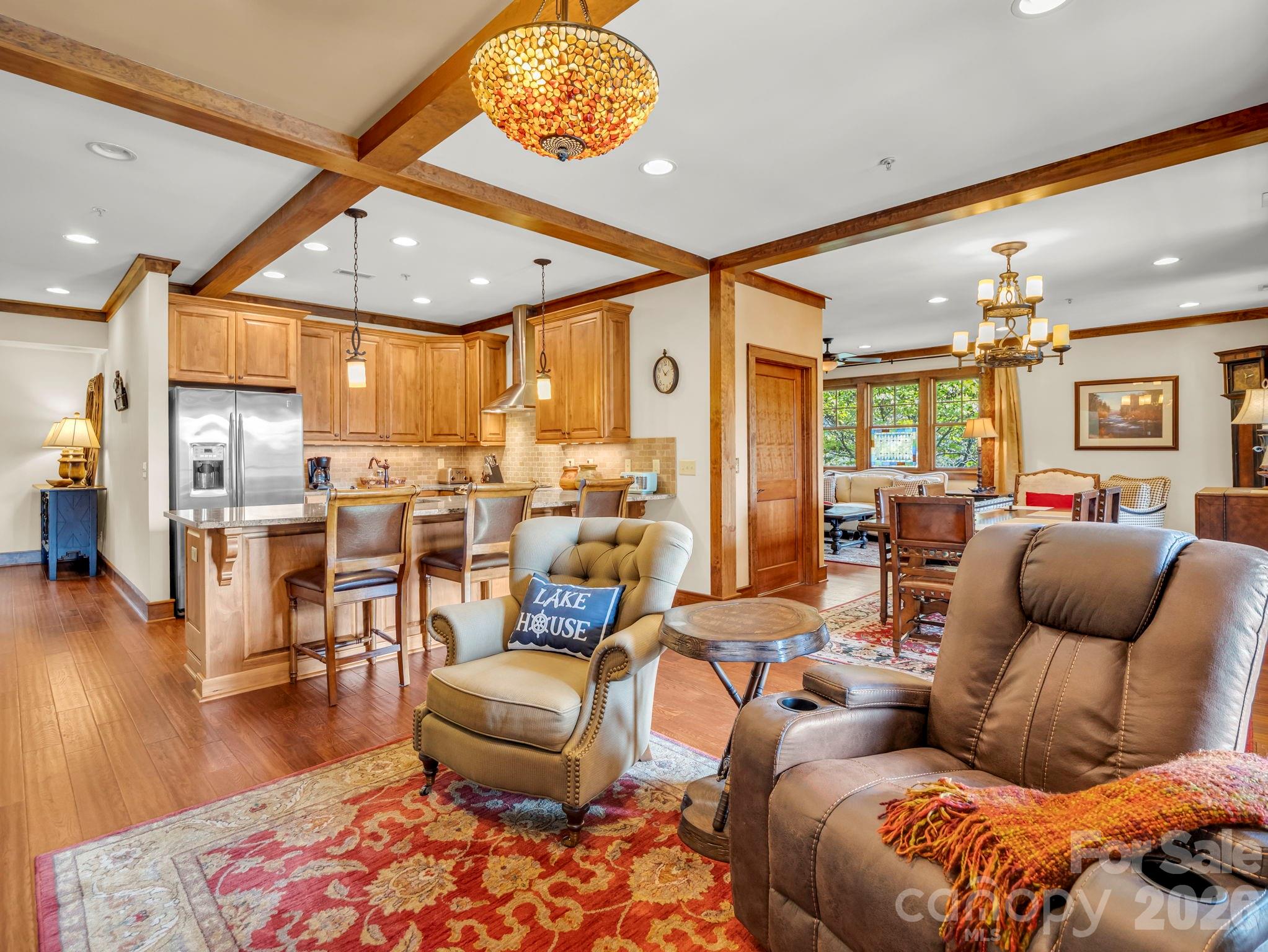 121 Firefly Cove 204