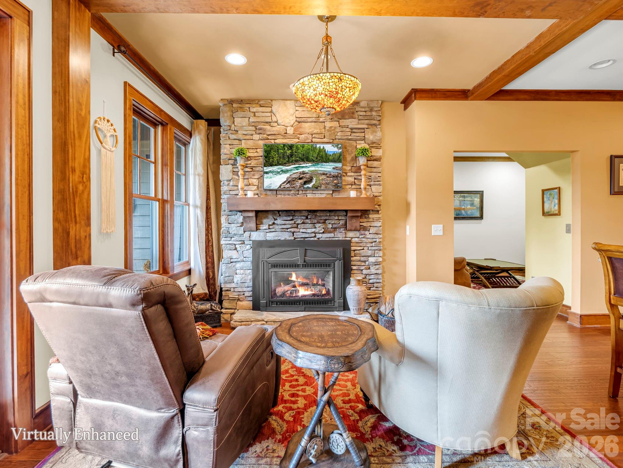 121 Firefly Cove 204