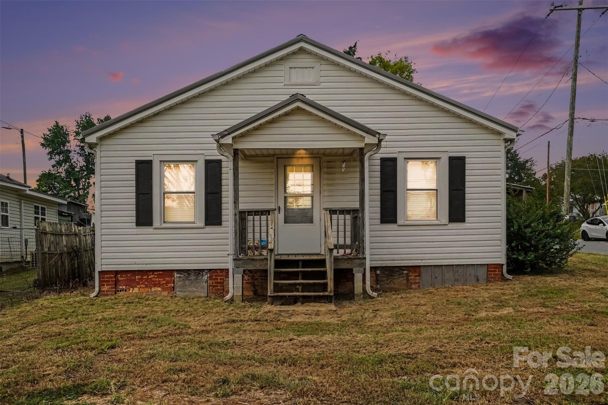 874 N Skyland Drive