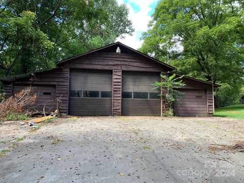 A home in North Wilkesboro