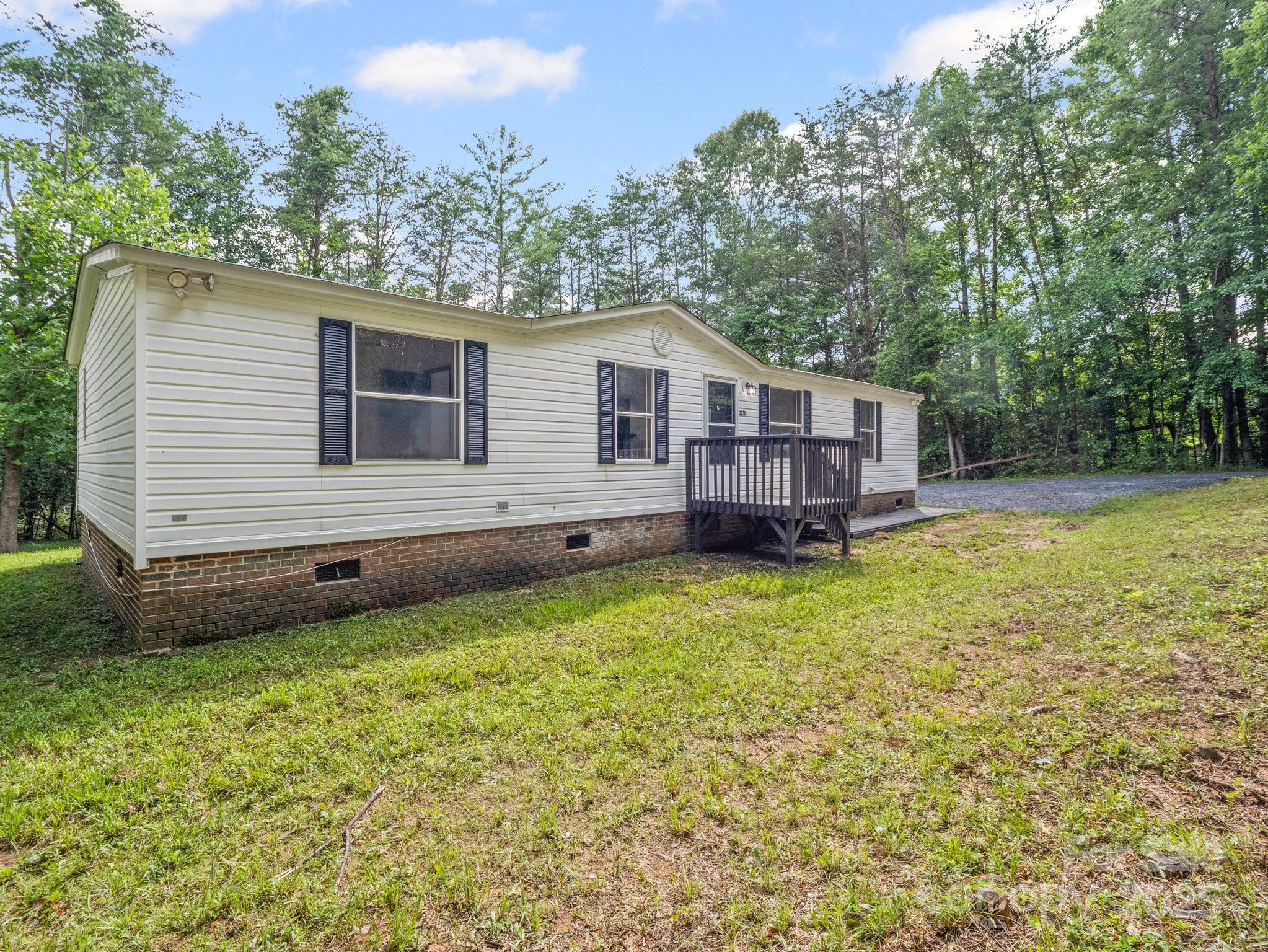 2270 Hartland Forest Drive