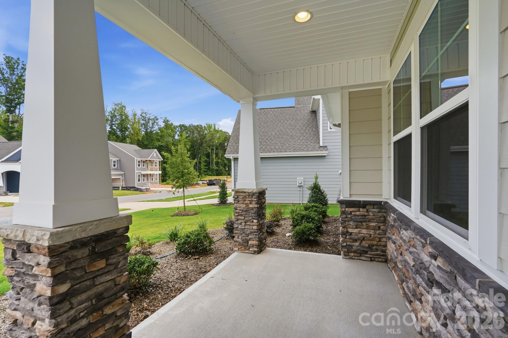 5064 McLaughlin Loop