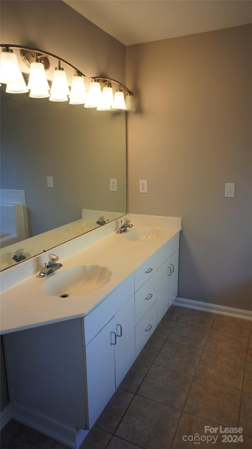 Williams Station - Residential Lease